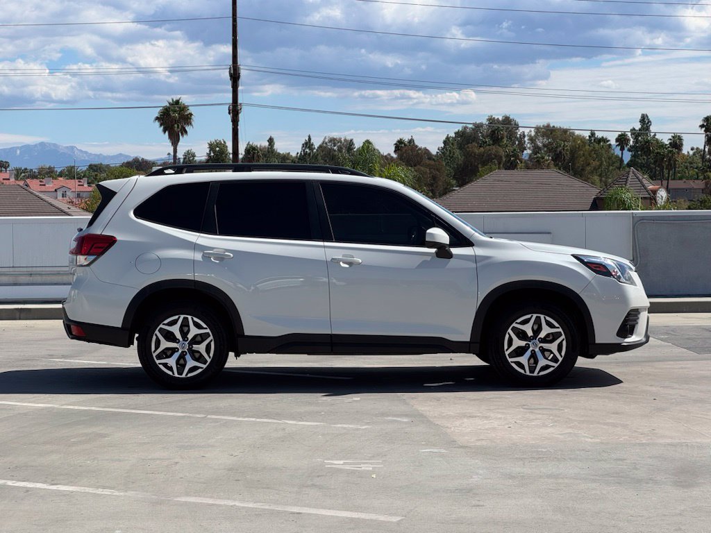 Used 2022 Subaru Forester Premium w/ Popular Package #1 AWD/4WD image 31
