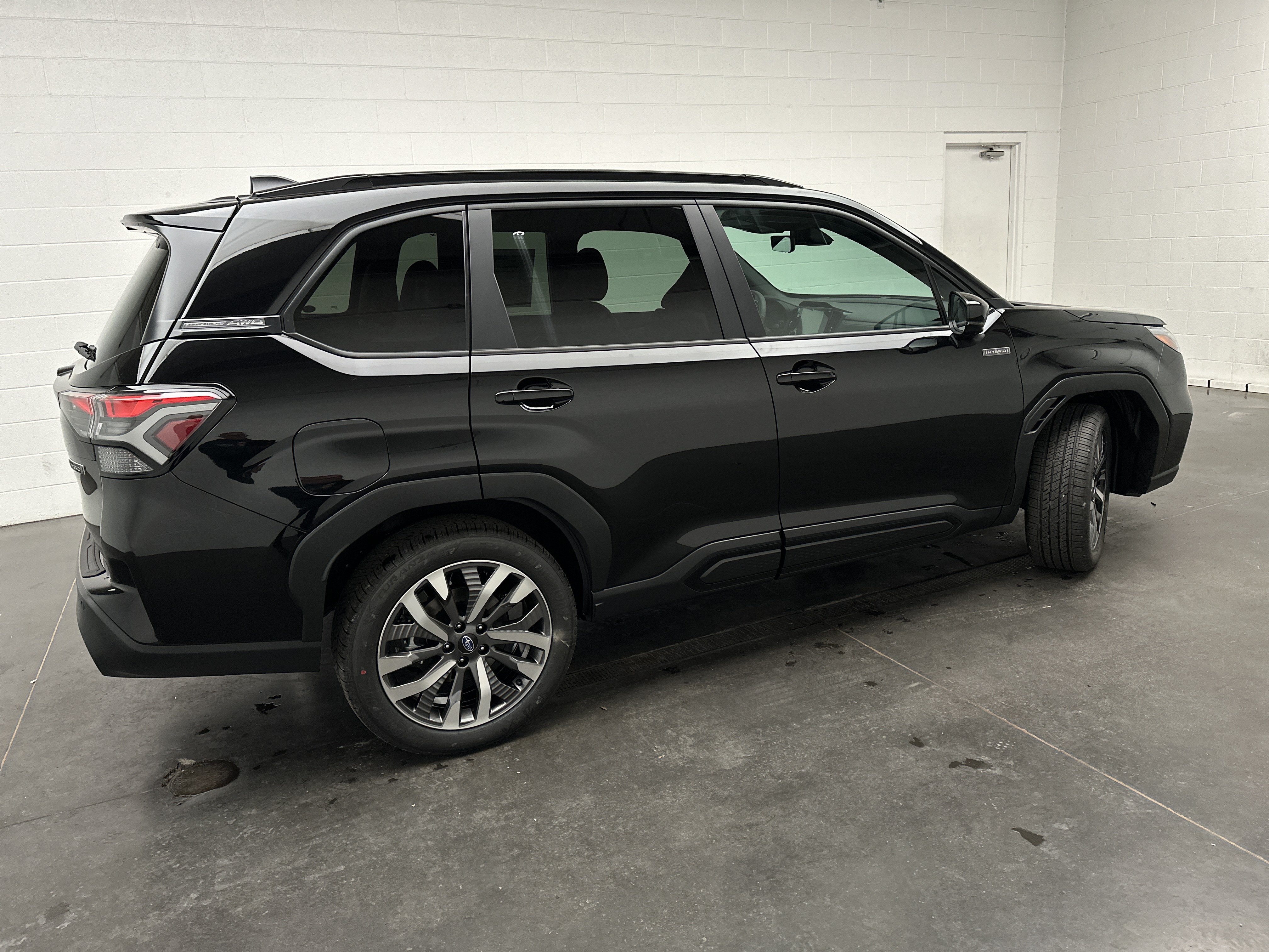 New 2026 Subaru Forester Touring AWD/4WD image 9
