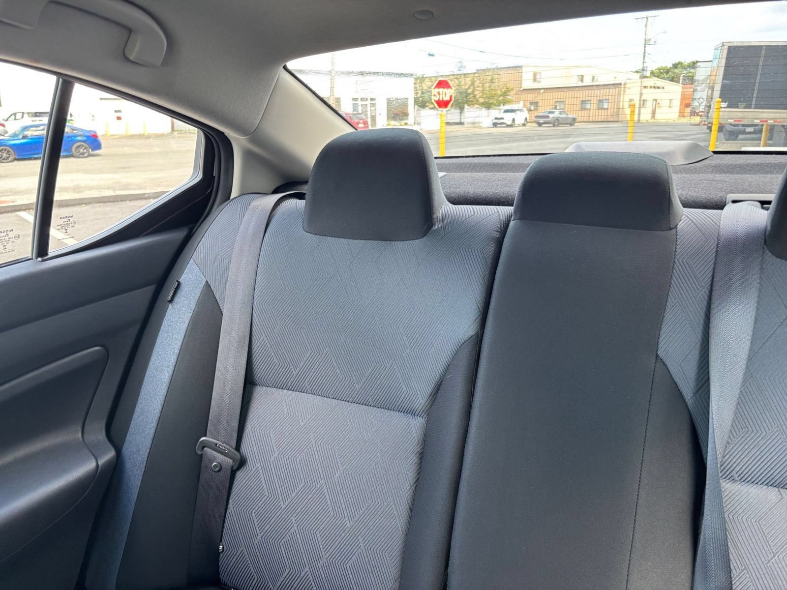 Used 2025 Nissan Versa SV FWD image 34
