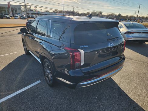 Used 2024 Hyundai Palisade Calligraphy image 7
