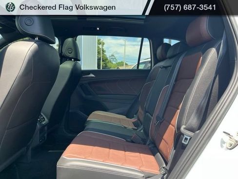 Used 2024 Volkswagen Tiguan SEL R-Line AWD/4WD image 28