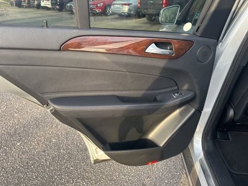 Used 2017 Mercedes-Benz GLE 350 4MATIC image 10