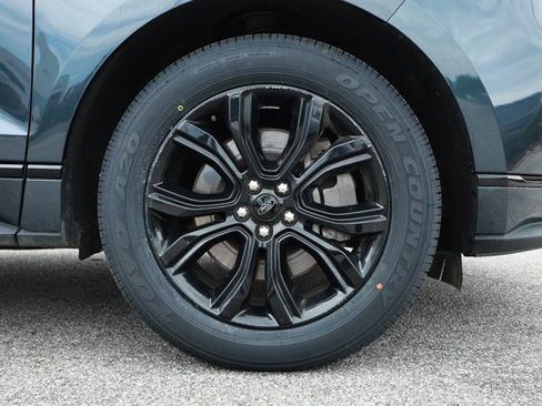 Used 2022 Ford Edge SE w/ Black Appearance Package AWD/4WD image 5