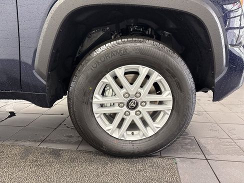 New 2026 Toyota Tundra SR5 image 13