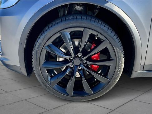 Used 2019 Tesla Model X Performance image 9
