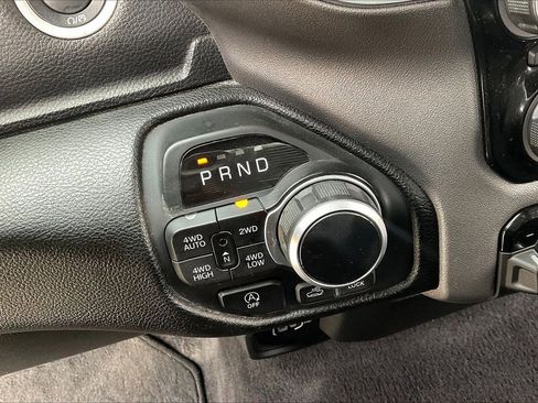 Used 2025 RAM 1500 Big Horn AWD/4WD image 32