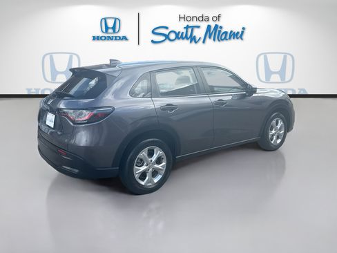 Used 2024 Honda HR-V LX image 7