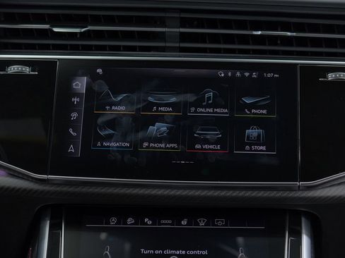 Used 2026 Audi RS Q8 performance image 86