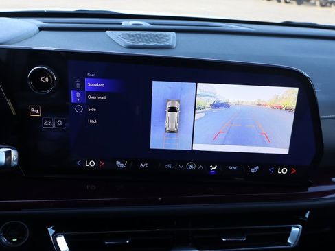 New 2026 Chevrolet Traverse Z71 w/ Enhanced Driving Package image 18