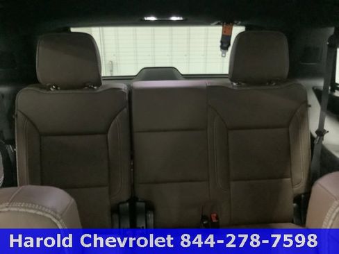 Used 2023 Chevrolet Tahoe High Country image 10