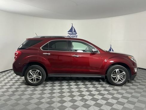 Used 2016 Chevrolet Equinox LTZ w/ Enhanced Convenience Package FWD image 6