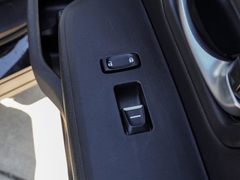 Used 2023 Honda Pilot Touring image 30