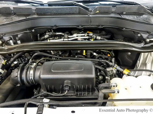 Used 2023 Ford Explorer Limited w/ Equipment Group 301A image 28