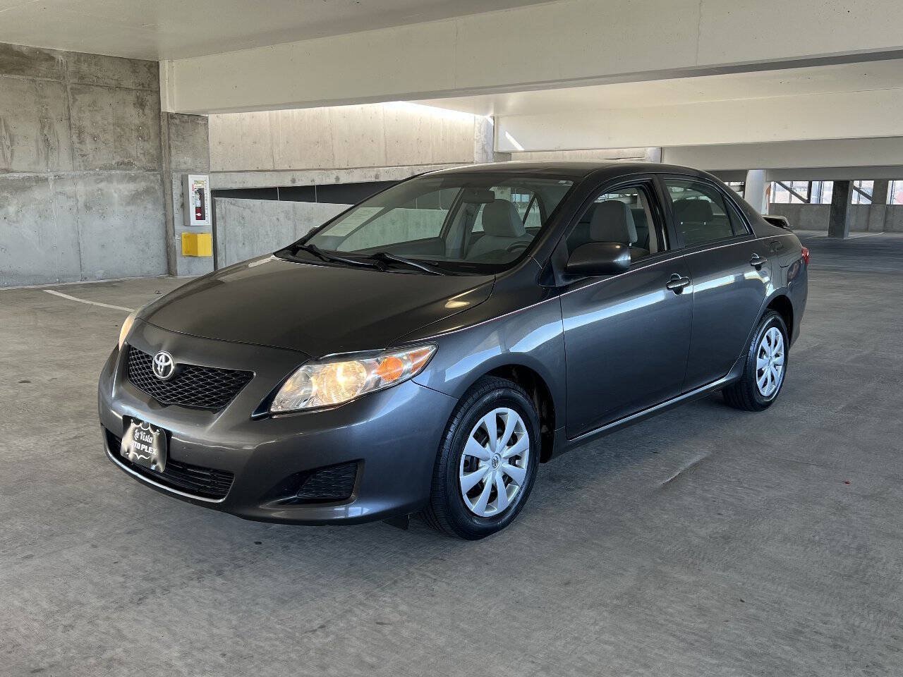 Used 2010 Toyota Corolla LE w/ All Weather Guard Pkg FWD image 9