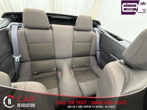 Used 2013 Ford Mustang Convertible image 19