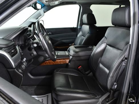 Used 2015 Chevrolet Suburban LTZ AWD/4WD image 6