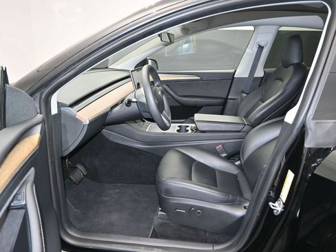 Used 2023 Tesla Model Y Long Range AWD/4WD image 11