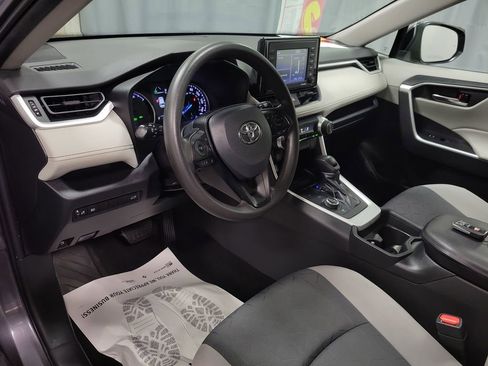 Used 2021 Toyota RAV4 XLE w/ Convenience Package AWD/4WD image 13