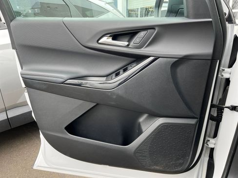 Used 2025 Chevrolet Equinox LT image 20