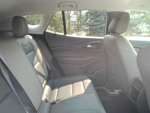 Certified 2025 Chevrolet Trax ACTIV w/ Driver Confidence Package FWD image 18