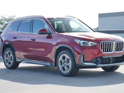 New 2026 BMW X1 xDrive28i w/ Convenience Package AWD/4WD image 3