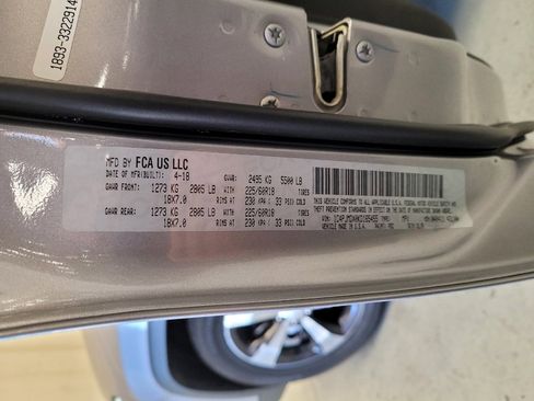 Used 2019 Jeep Cherokee Limited image 33