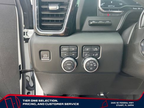 Used 2024 GMC Sierra 1500 Denali w/ Technology Package AWD/4WD image 25