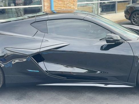 Used 2025 Chevrolet Corvette E-Ray w/ ZER Performance Package AWD/4WD image 19