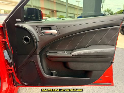 Used 2023 Dodge Charger R/T w/ Plus Group RWD image 38