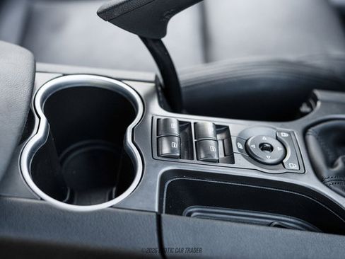 Used 2009 Pontiac G8 GXP RWD image 45