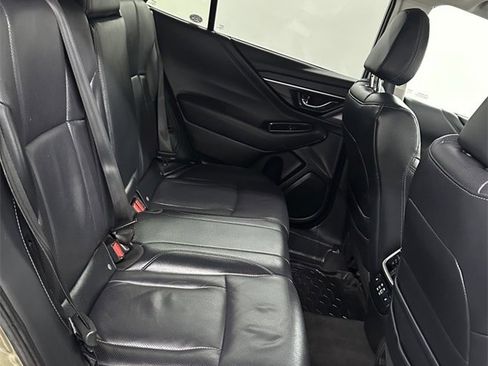 Used 2023 Subaru Outback Limited image 32
