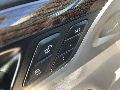 Used 2020 BMW X3 xDrive30i w/ Executive Package image 23