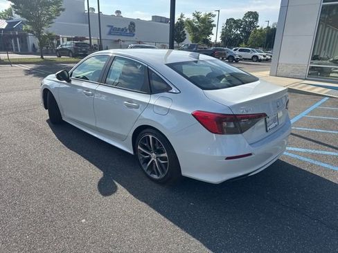 Certified 2022 Honda Civic Touring image 6