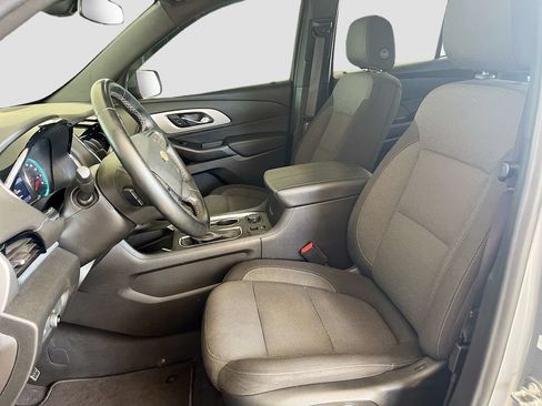 Used 2023 Chevrolet Traverse LT FWD image 21