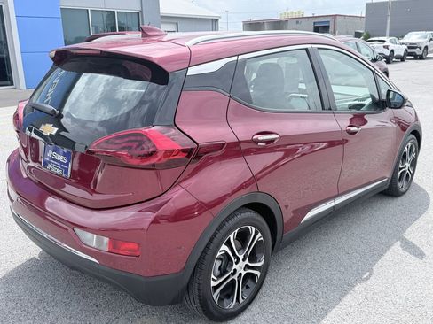 Used 2020 Chevrolet Bolt Premier w/ Infotainment Package FWD image 7