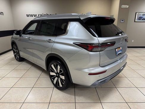 New 2026 Mitsubishi Outlander SEL image 4