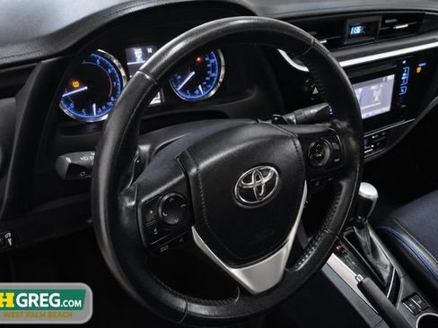 Used 2019 Toyota Corolla SE FWD image 13