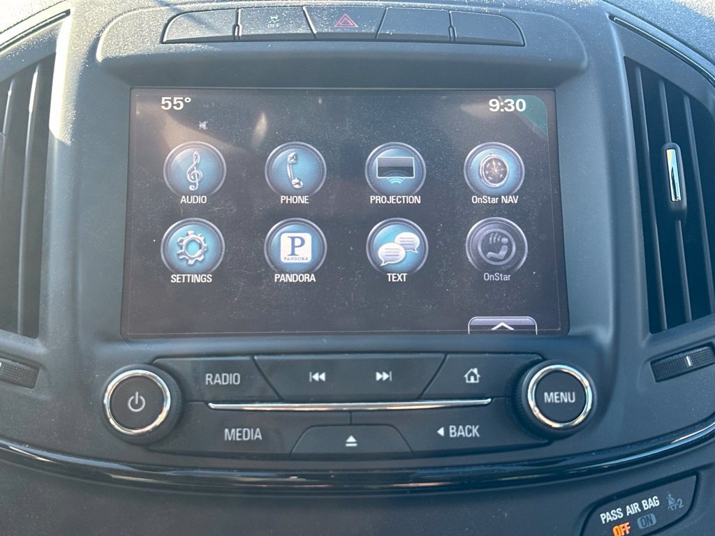 Used 2017 Buick Regal Sport Touring FWD image 22