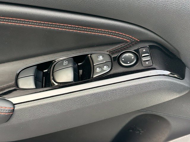 Certified 2023 Nissan Altima 2.5 SR FWD image 19
