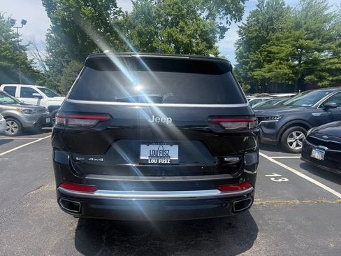Used 2023 Jeep Grand Cherokee L Summit AWD/4WD image 3