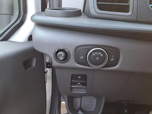 New 2025 Ford Transit 350 148 Low Roof AWD image 21