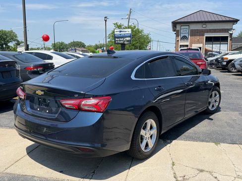 Used 2022 Chevrolet Malibu LT FWD image 4