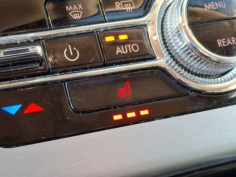 Used 2023 Lincoln Aviator AWD w/ Premium Package image 25