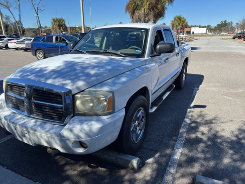 Used 2005 Dodge Dakota Laramie w/ Trailer Tow Group image 3