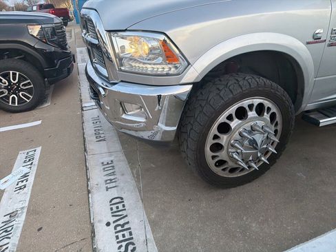 Used 2018 RAM 3500 Laramie w/ Protection Group image 8