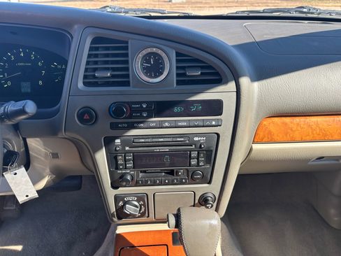 Used 2002 INFINITI QX4 4WD image 17