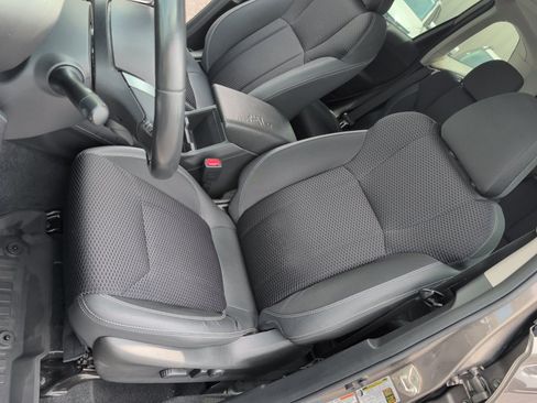 Used 2020 Subaru Forester Premium AWD/4WD image 34