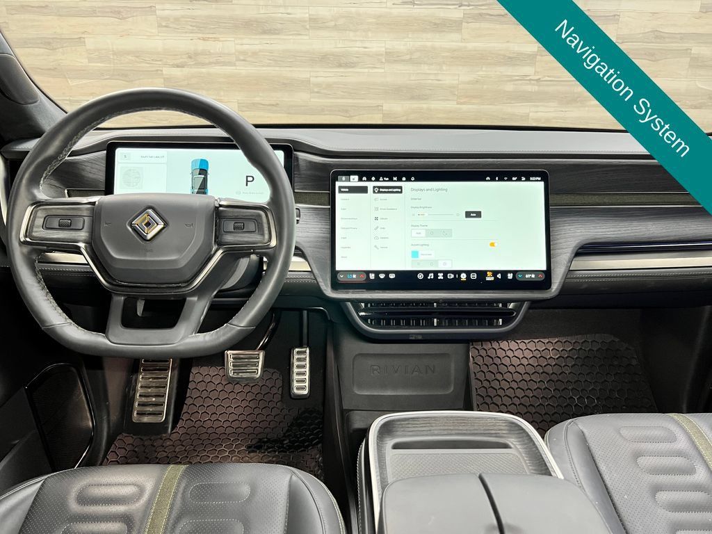 Used 2024 Rivian R1S Adventure Dual AWD/4WD image 2