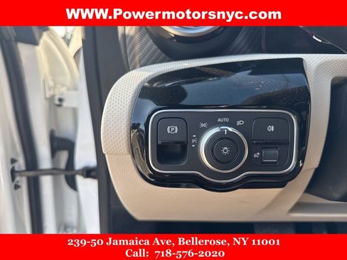 Used 2024 Mercedes-Benz CLA 250 4MATIC w/ Exclusive Package image 37