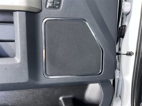 Used 2022 Ford F250 Lariat w/ Lariat Value Package image 25